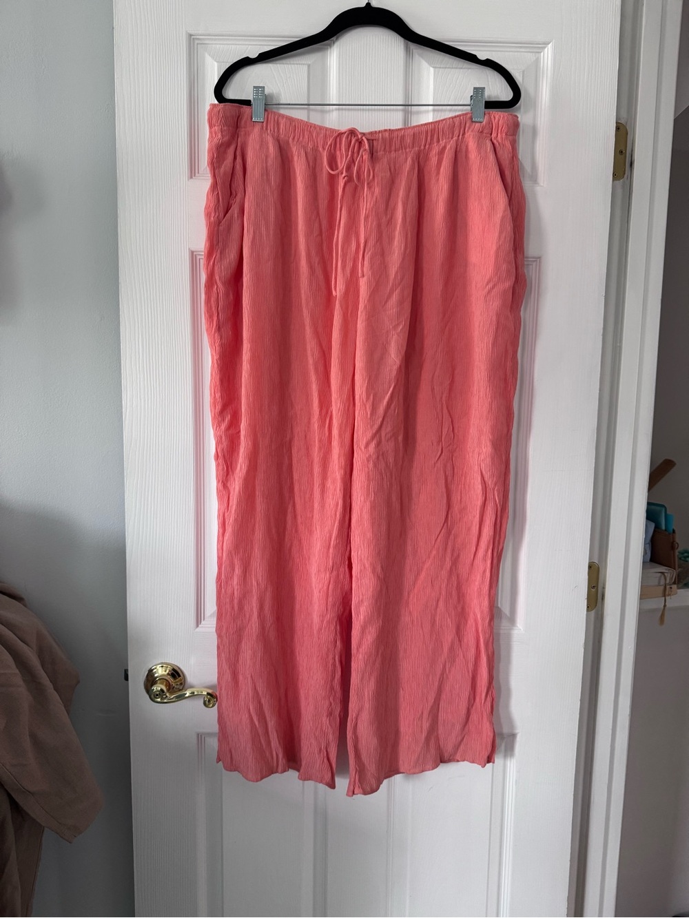 Abercrombie & Fitch Coral Pink Elastic Waist Pants